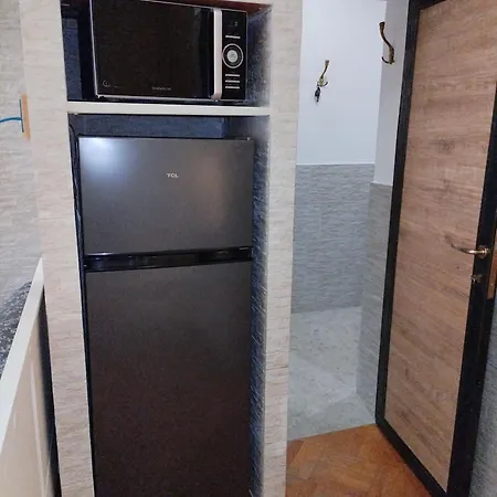 Apartman Seafront With Sea View Yr11